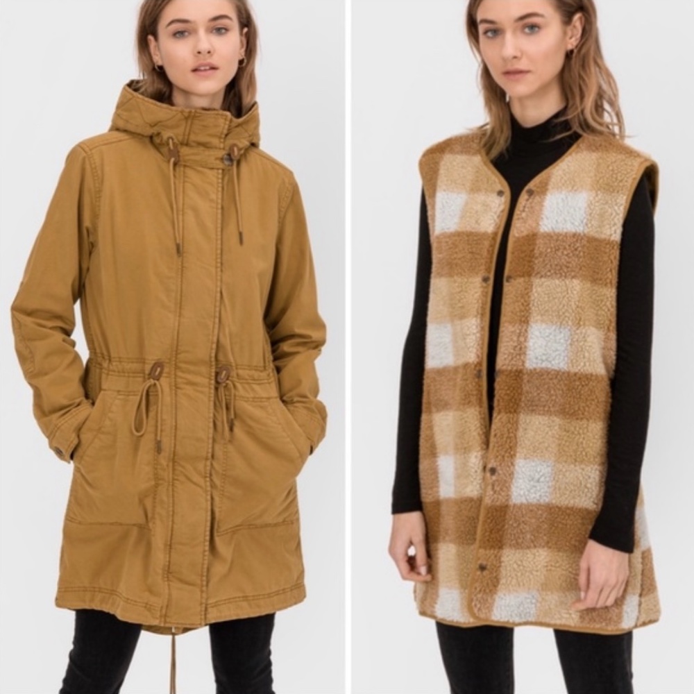 NWT Gap Utility Parka with removable vest L